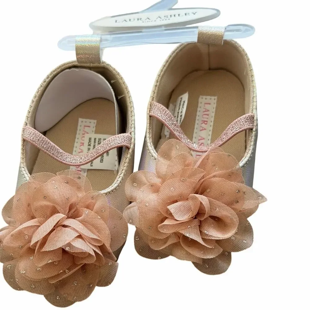 Laura Ashley Baby Girl Gold Ballet Flats Mary Jane Flower Shoes Size 2 NWT